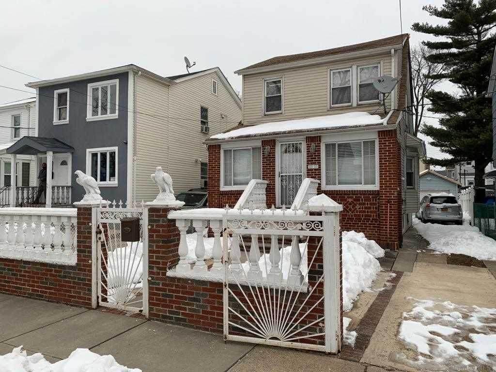109-23 124 Street - Photo 1