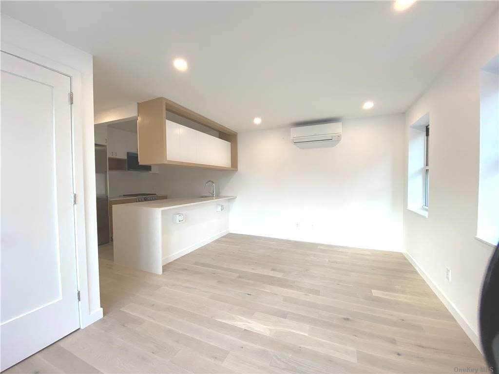 353 15 Street - Photo 1