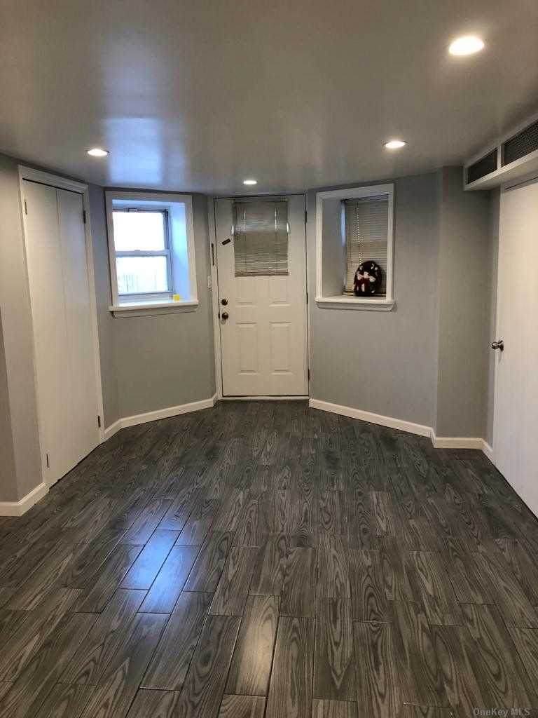 638 40th Street - Photo 1