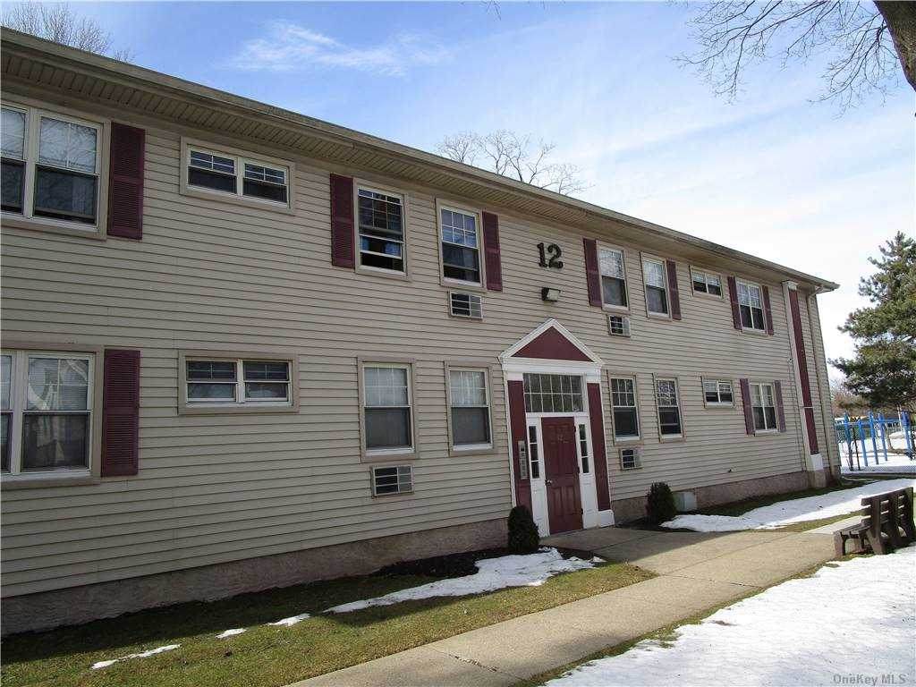 324 Post Avenue - Photo 1