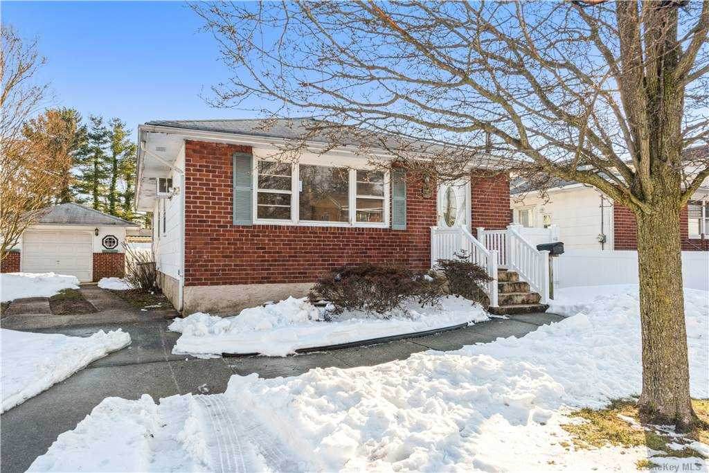5 Genesee Street - Photo 1