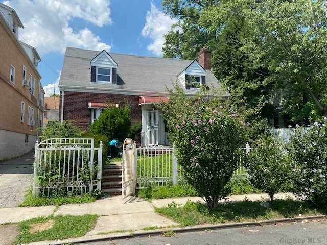 4077 Seton Avenue - Photo 1