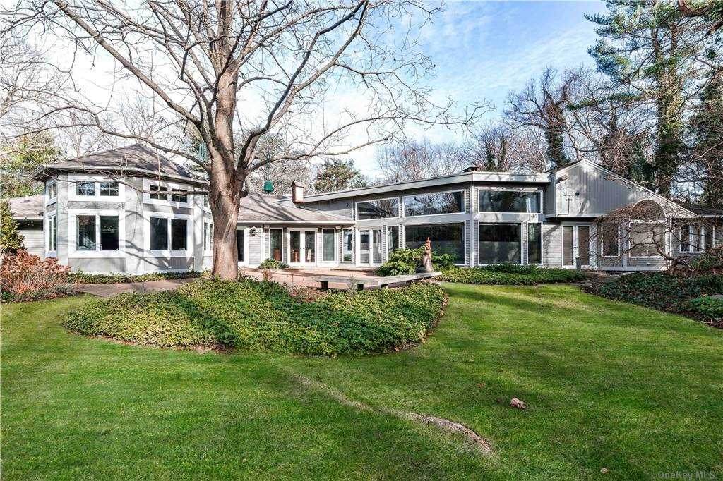 12 Soundview Lane - Photo 1
