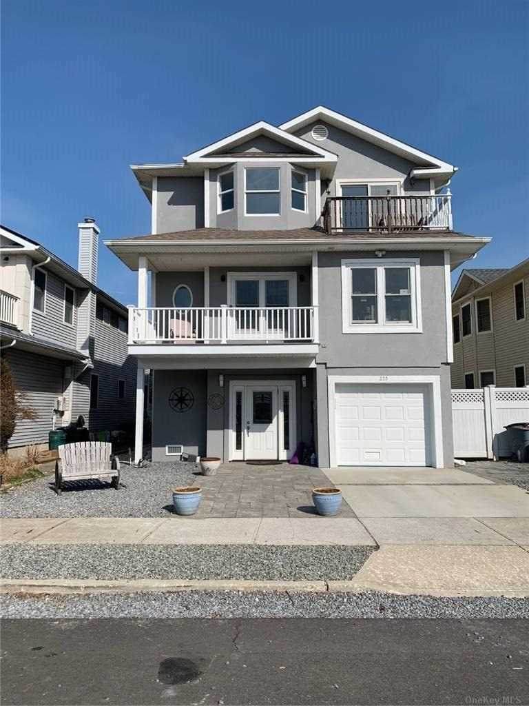 255 Pine Street - Photo 1