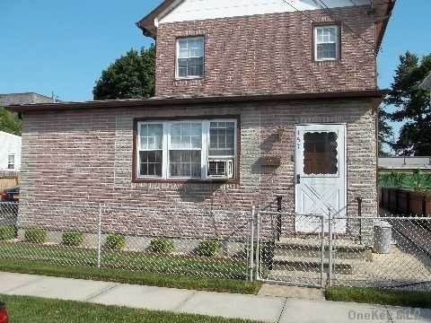 157 Lincoln Avenue - Photo 1