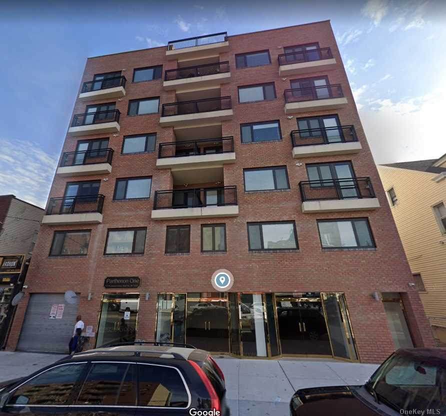 172-18 Jamaica Avenue - Photo 1