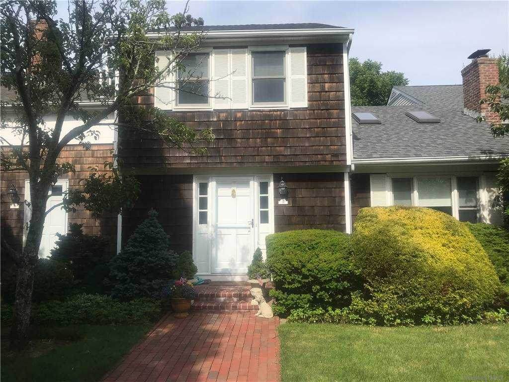 570 Hampton Road - Photo 1