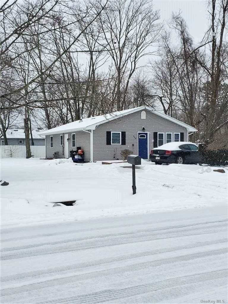 616 Provost Avenue - Photo 1