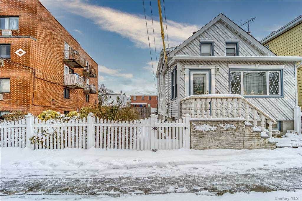 18-19 123rd Street - Photo 1