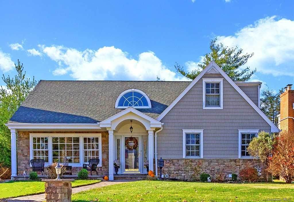 230 Whitehall Boulevard - Photo 1