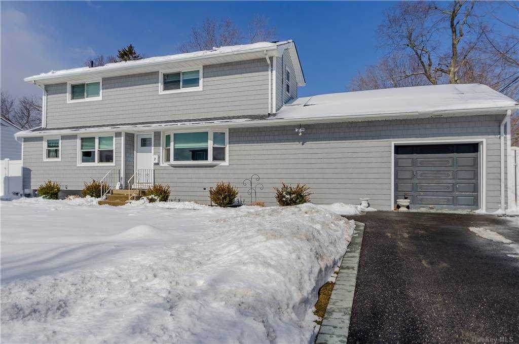 7 Hileen Drive - Photo 1