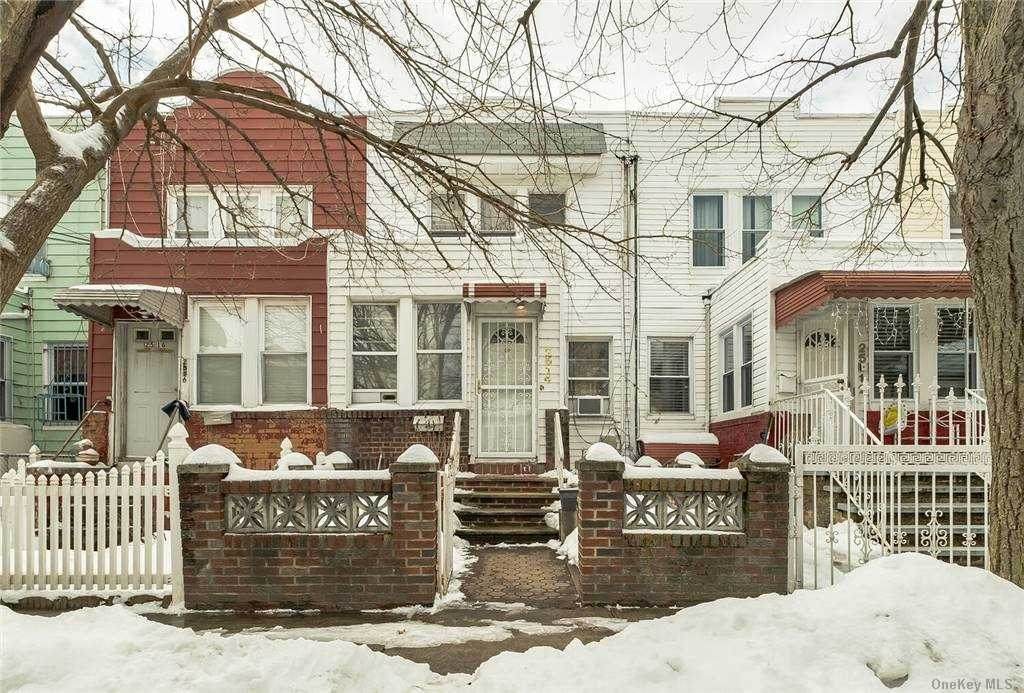 25-14 Gillmore Street - Photo 1