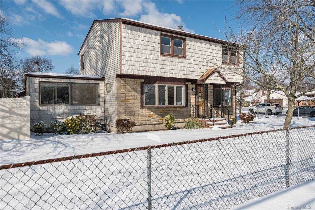 278 Little East Neck Road - Photo 1