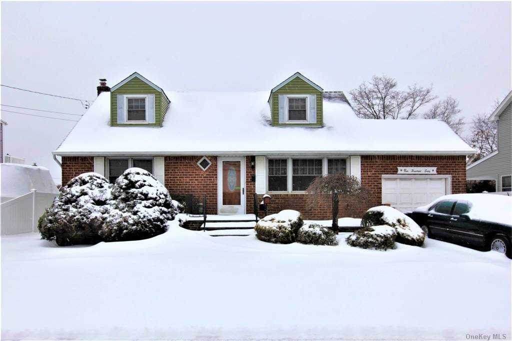 260 Maple Street - Photo 1