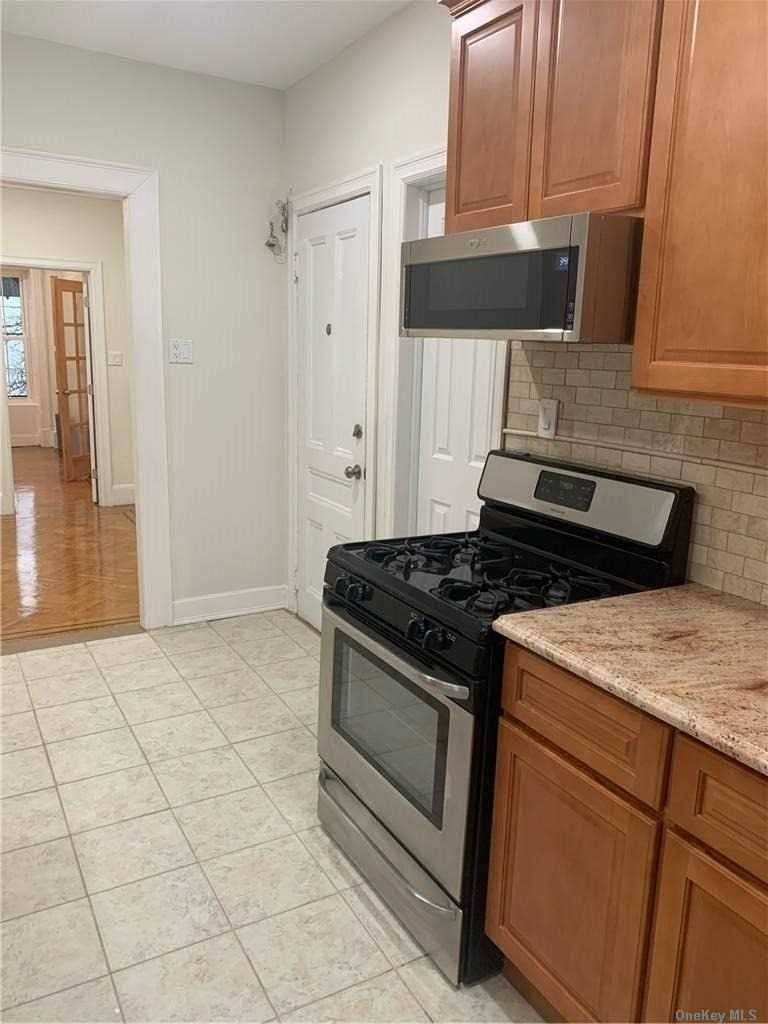 582 Macon Street - Photo 1