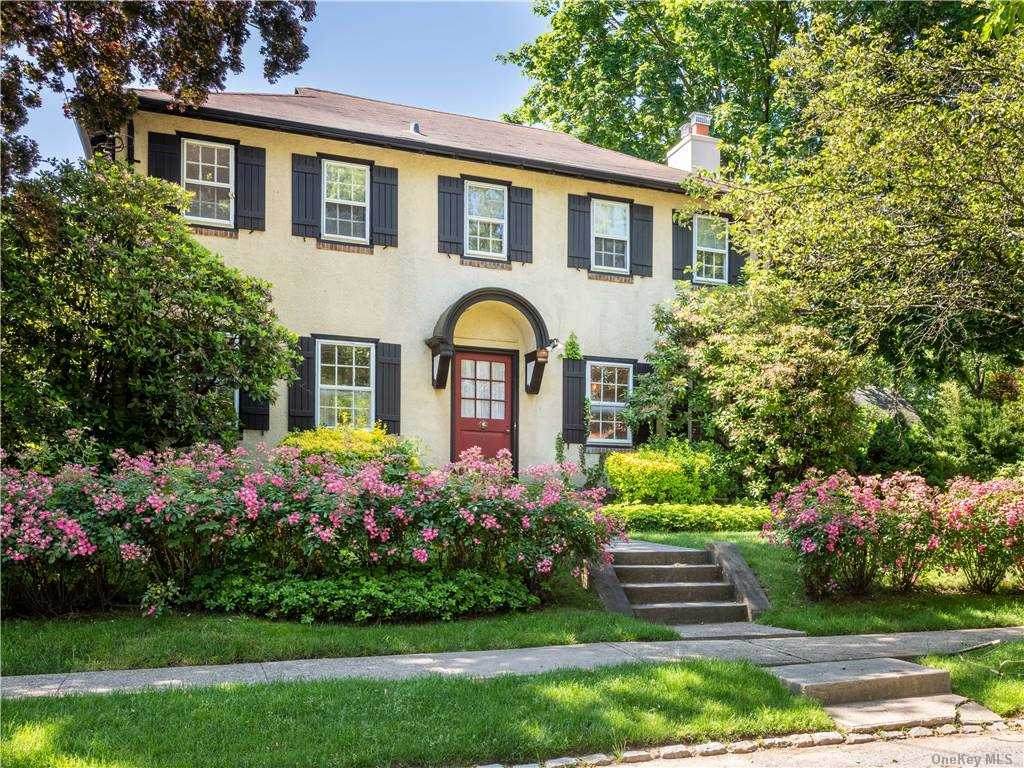 232 Manor Road - Photo 1