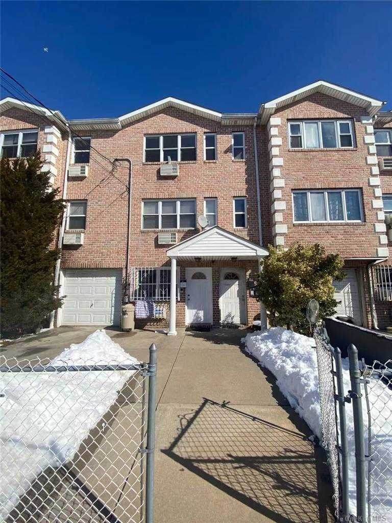 10105 81th St - Photo 1