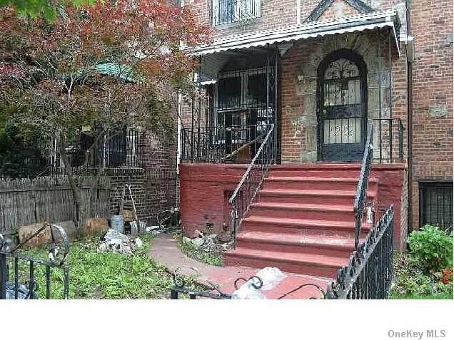 126 39th Street - Photo 1
