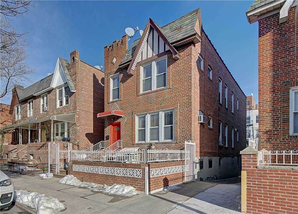 35-11 28th Street - Photo 1