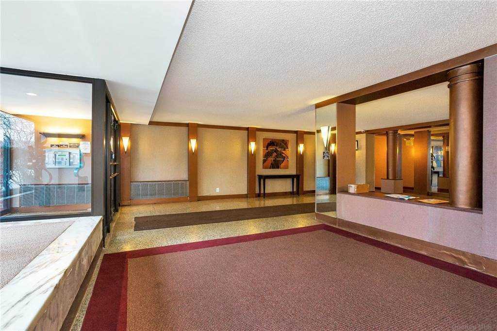 23-35 Bell Boulevard - Photo 1