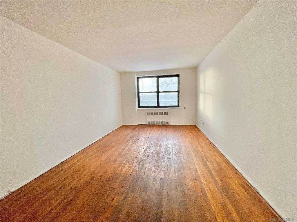 138-12 28 Road - Photo 1