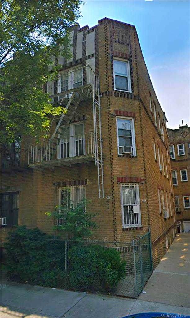 58-34 43 Avenue - Photo 1