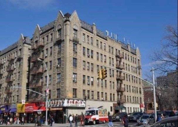 136-05 Sanford Avenue - Photo 1