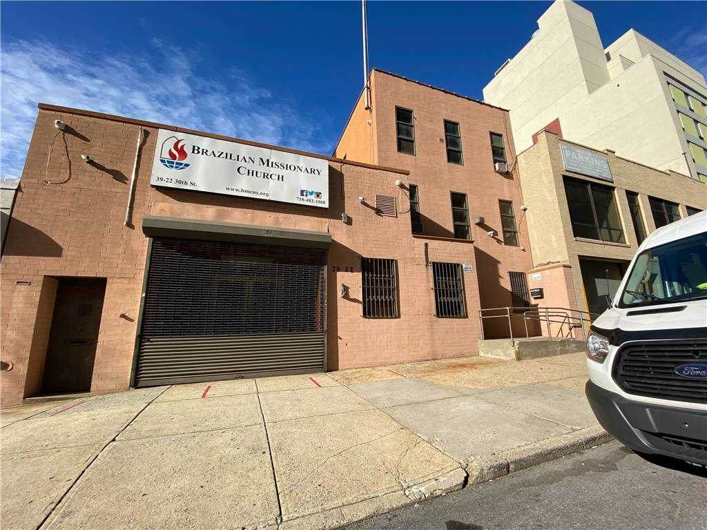 3922 30 St - Photo 1