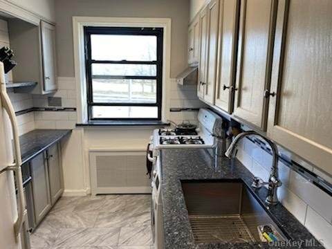 90-37 Shore Parkway - Photo 1