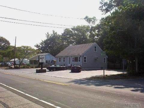 1430 Hallock Avenue - Photo 1