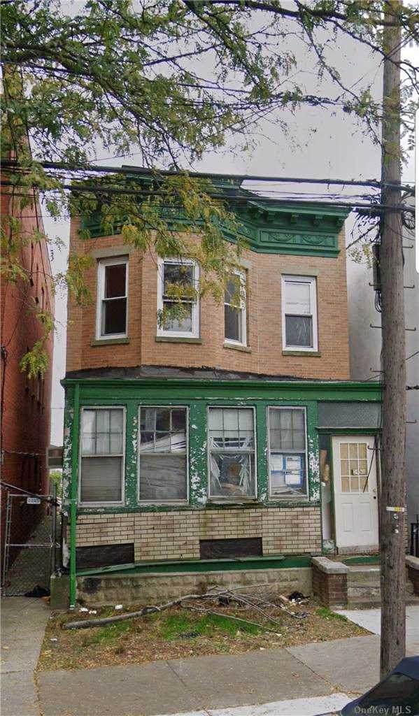 101-12 35 Ave - Photo 1