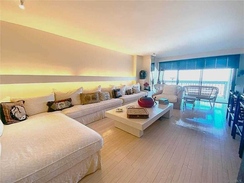 27110 Grand Central Parkway - Photo 1