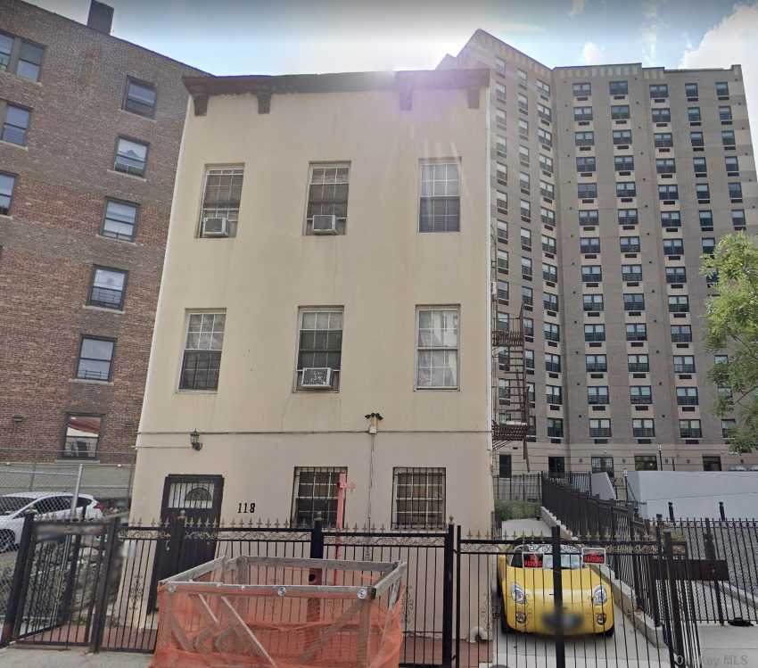 118 Rockwood Street - Photo 1