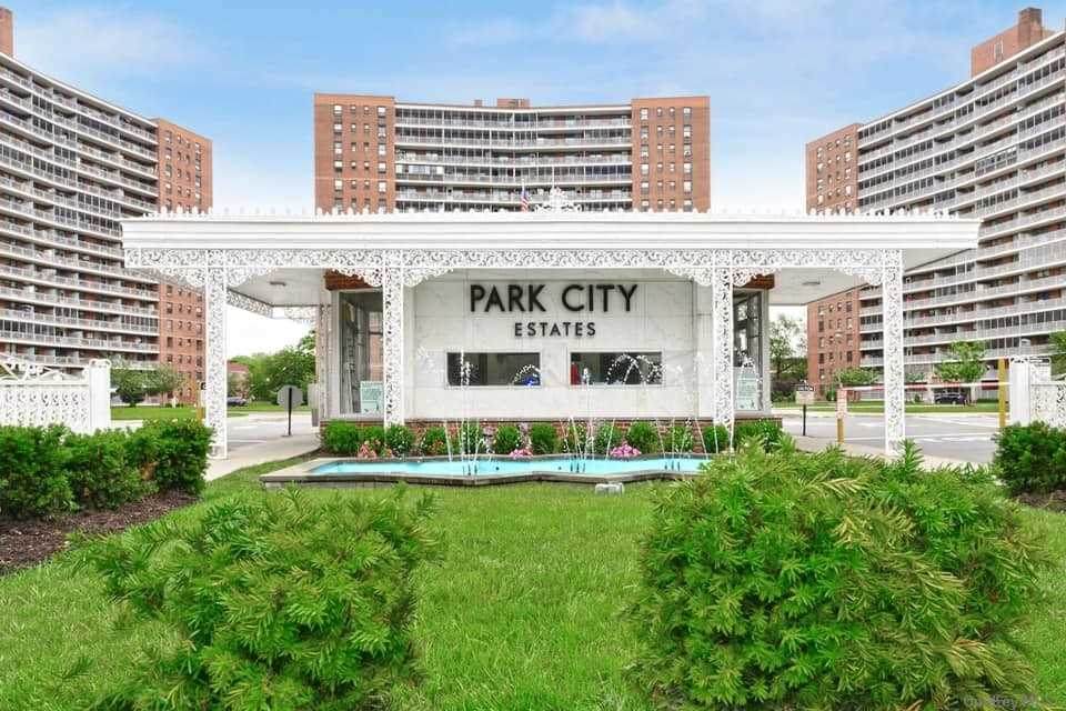 61-25 98 Street - Photo 1