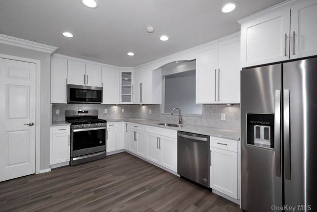129 Village Green Drive - Photo 1
