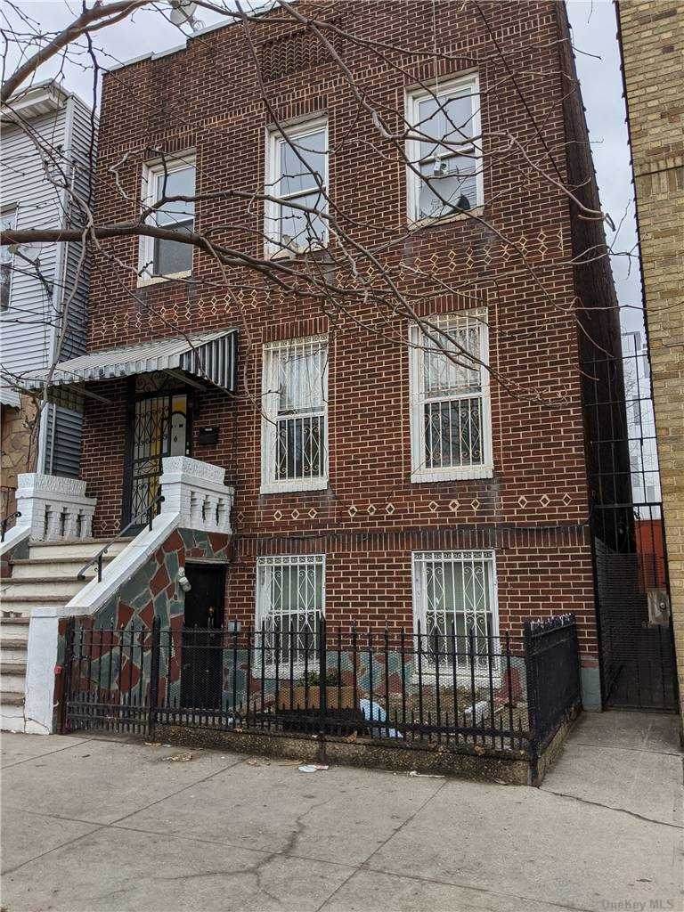 32-17 38th Avenue - Photo 1