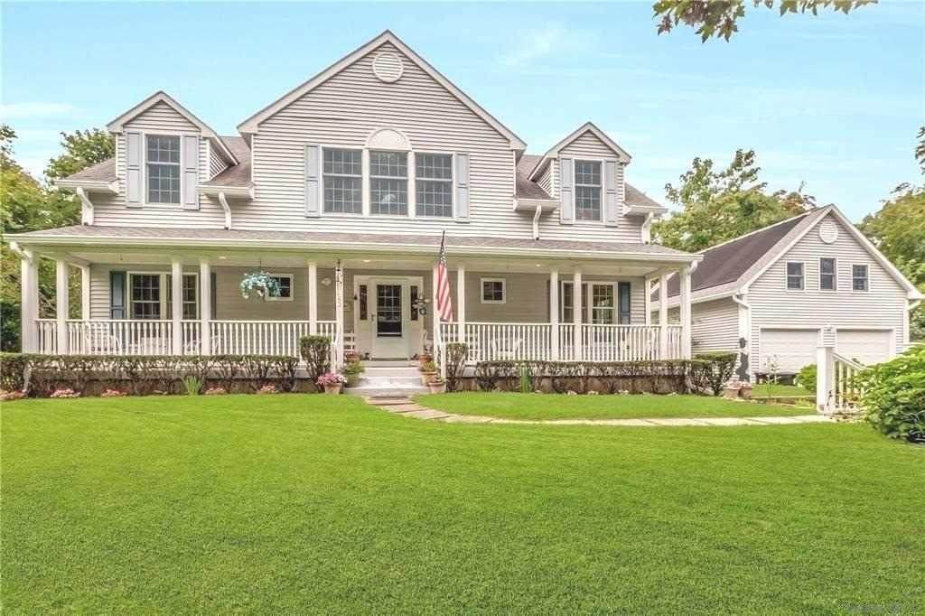 63 Lockitt Drive - Photo 1