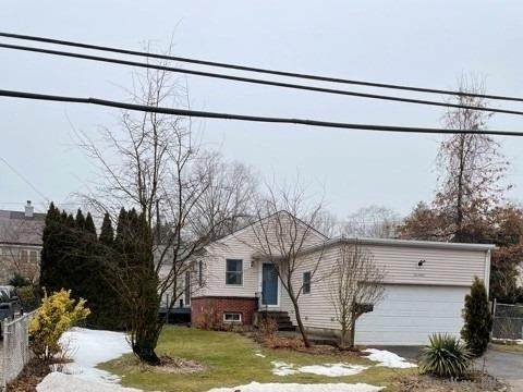 17 Glen Cove Drive - Photo 1