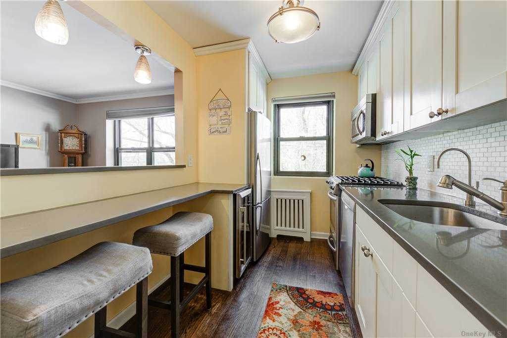 6 West Mill Drive - Photo 1