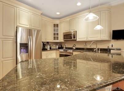 80 Shady Lane - Photo 1
