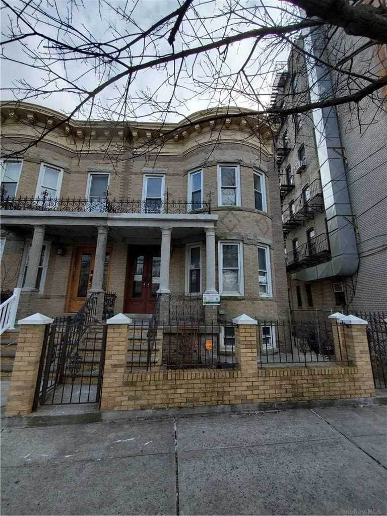 294 Ridgewood Avenue - Photo 1