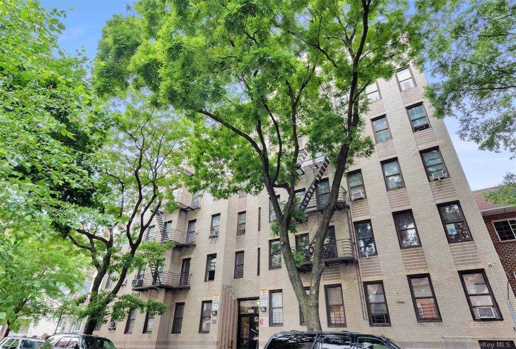 2965 Decatur Avenue - Photo 1