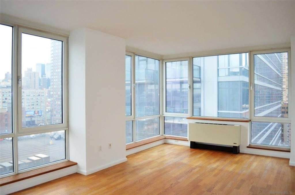 653 42nd Street - Photo 1