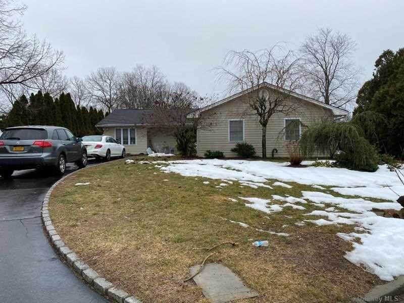 8 Edieann Court - Photo 1