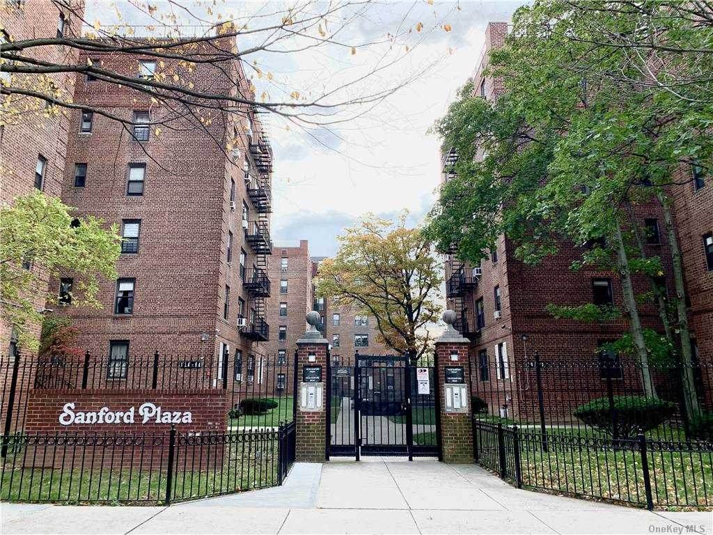 144-60 Sandford Avenue - Photo 1