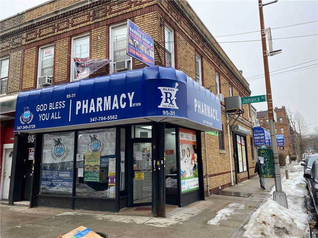 95-31 Jamaica Avenue - Photo 1