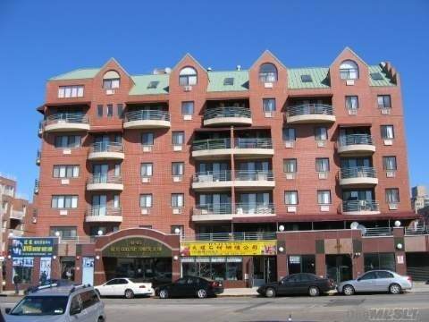 41-05 College Point Boulevard - Photo 1