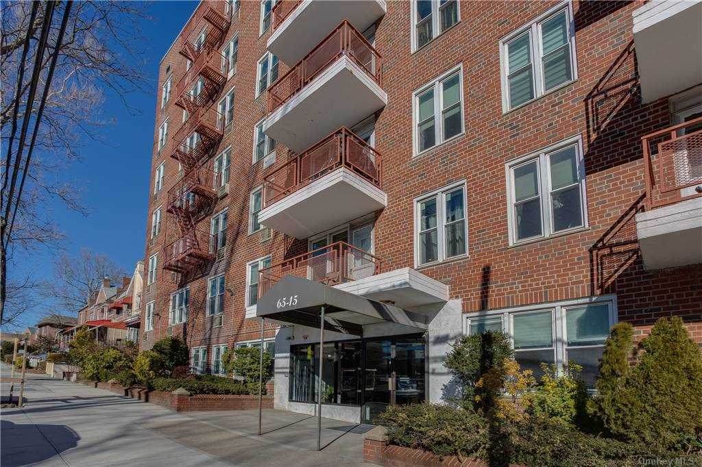 65-15 Alderton Street - Photo 1