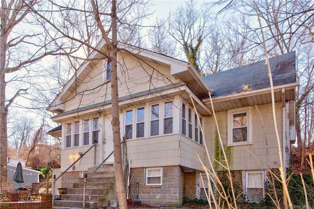 127 Friendship Drive - Photo 1