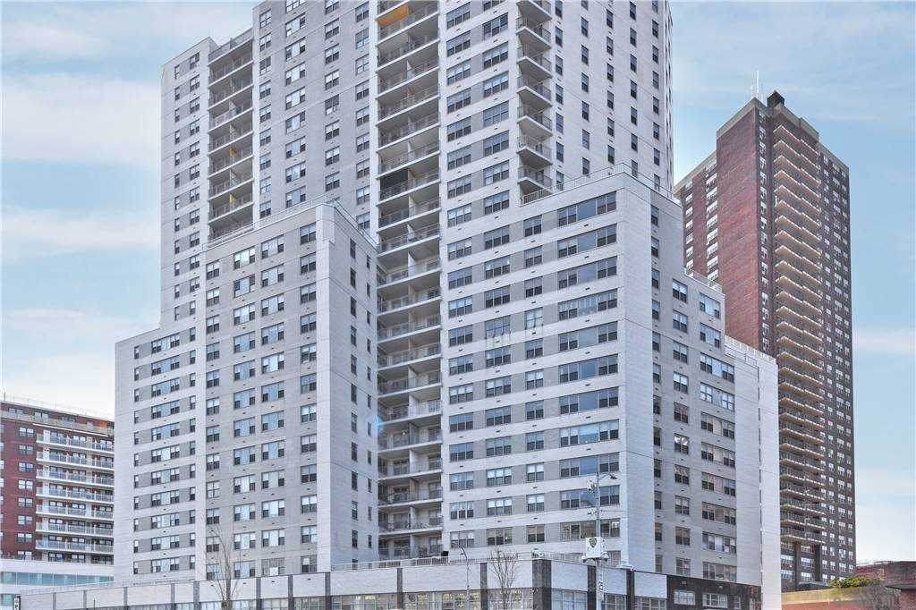 125-10 Queens Boulevard - Photo 1